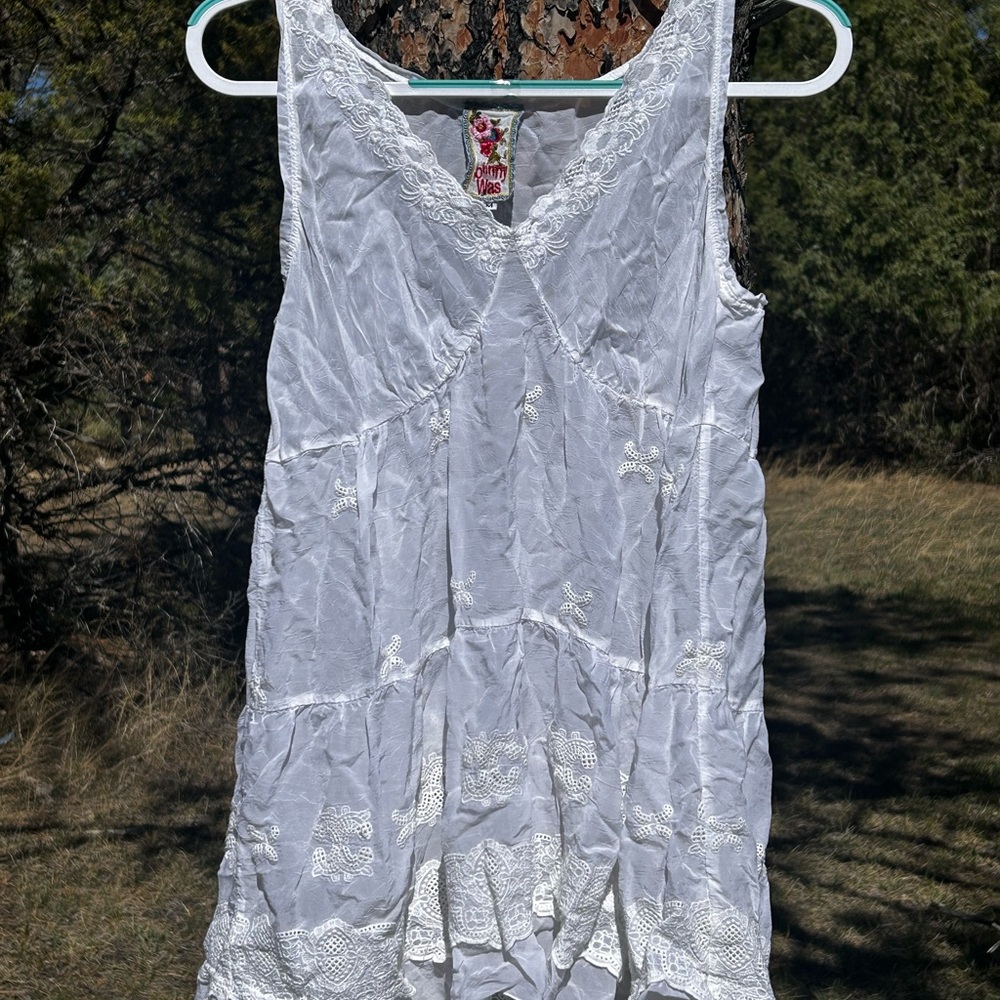 Johnny Was White mini dress or top shirt. Sz med. - Picture 7 of 11